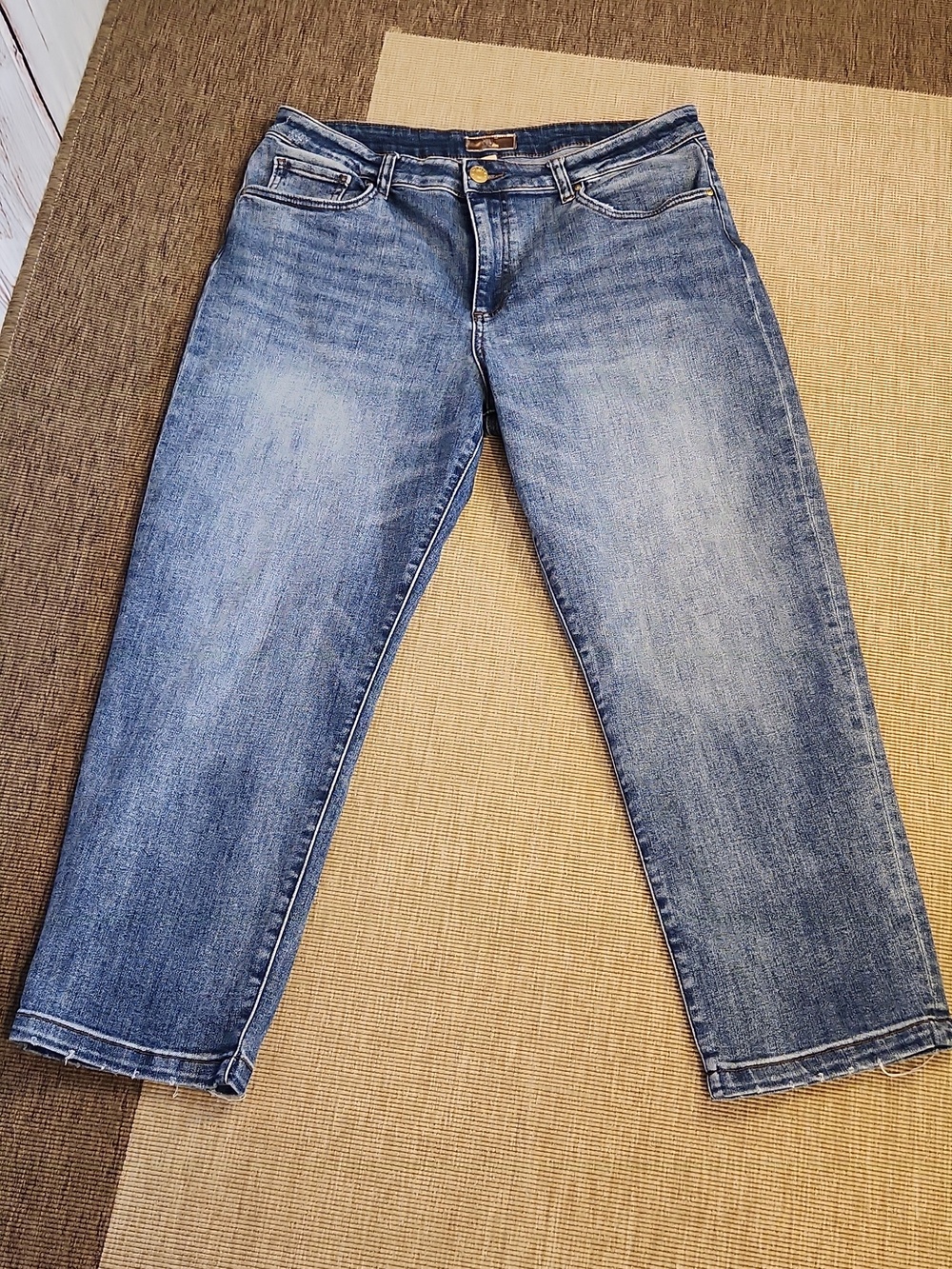 Kut From The Kloth Sienna Baggy Boyfriend Crop 12